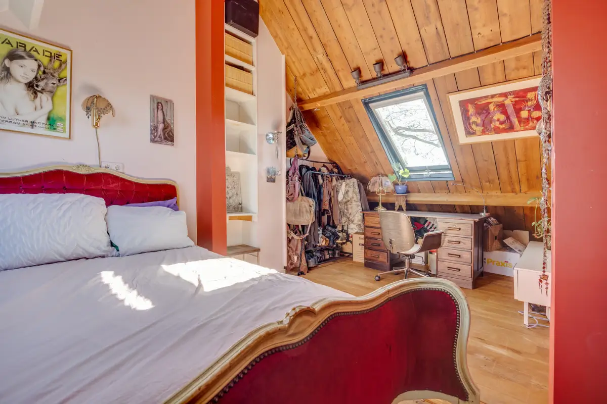 A Colorful, Bohemian Home in a Former Military Barracks near Utrecht 20 colorful-bohemian-interiors-converted-military-barracks-netherlands-nordroom