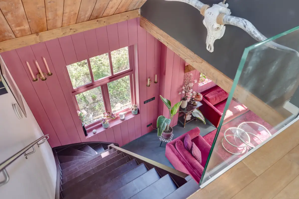 A Colorful, Bohemian Home in a Former Military Barracks near Utrecht 17 colorful-bohemian-interiors-converted-military-barracks-netherlands-nordroom
