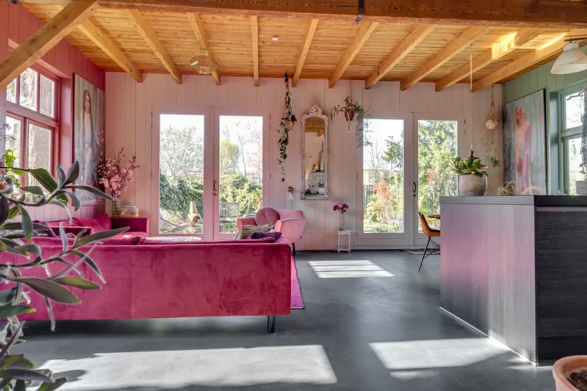 A Colorful, Bohemian Home in a Former Military Barracks near Utrecht 8 colorful-bohemian-interiors-converted-military-barracks-netherlands-nordroom