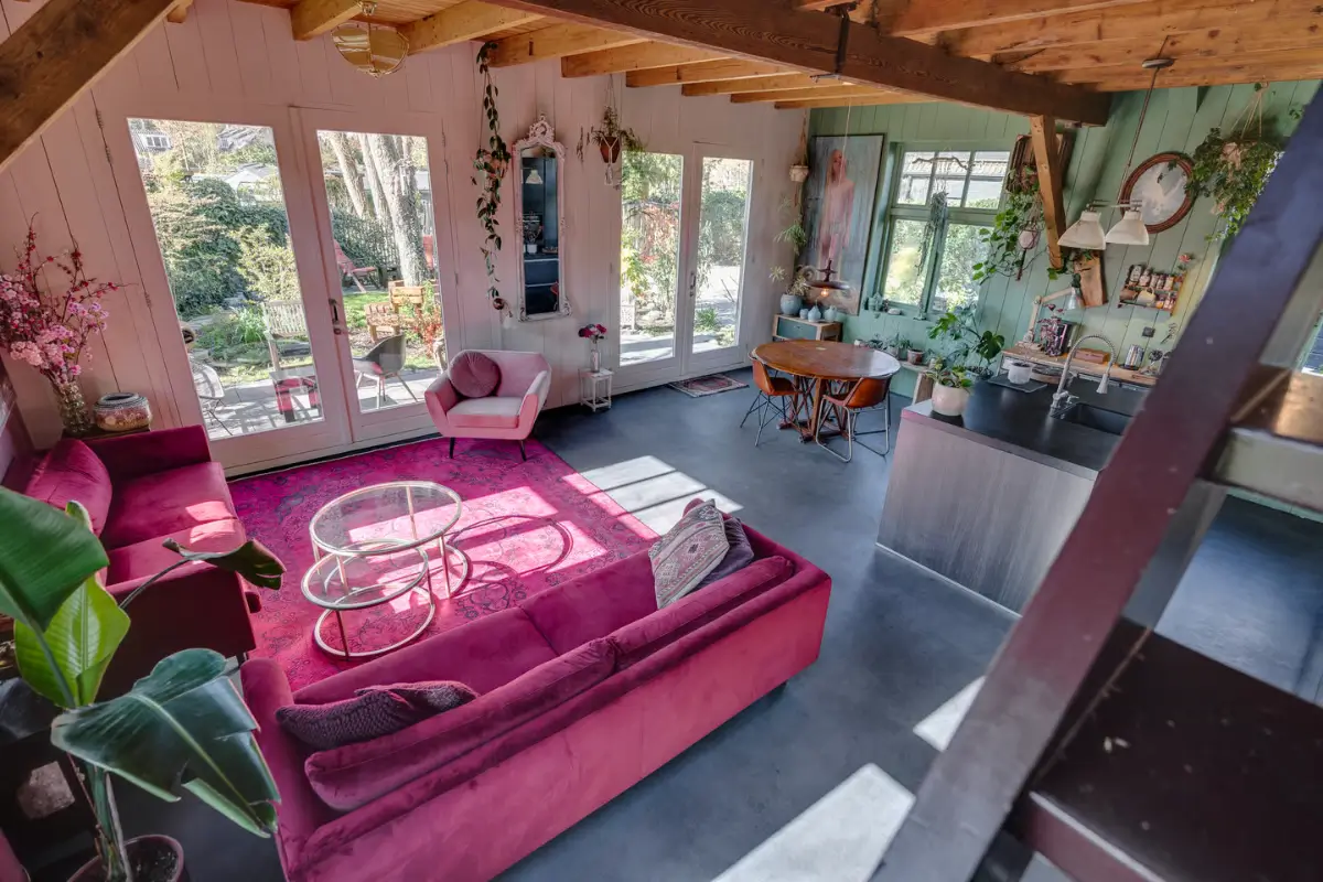 A Colorful, Bohemian Home in a Former Military Barracks near Utrecht 16 colorful-bohemian-interiors-converted-military-barracks-netherlands-nordroom