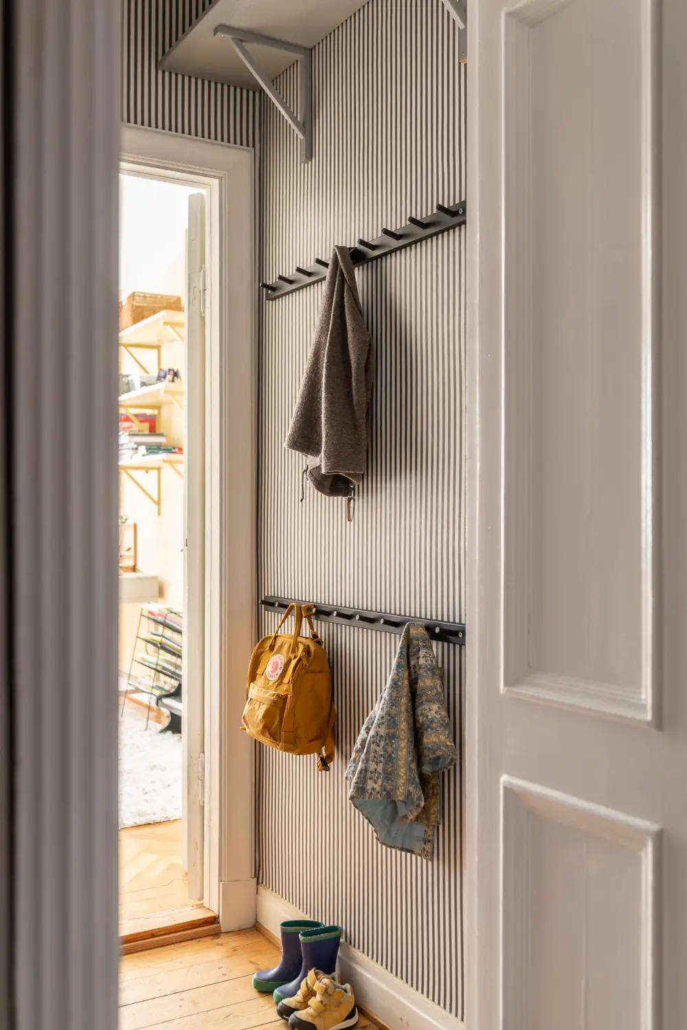 Striped Wallpaper and 1930s Character in a Swedish Apartment 15 cozy-ground-floor-apartment-striped-wallpaper-nordroom
