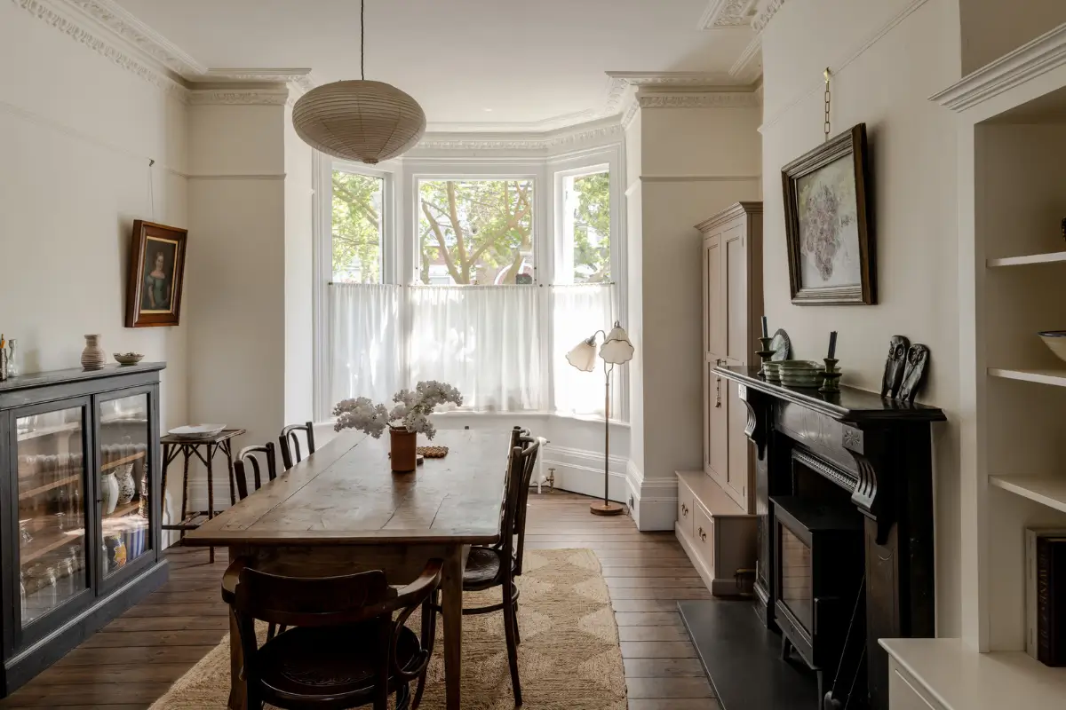 A Light Palette and Restored Elements in a Double-Fronted Victorian House 13 double-fronted-victorian-house-east-london-nordroom