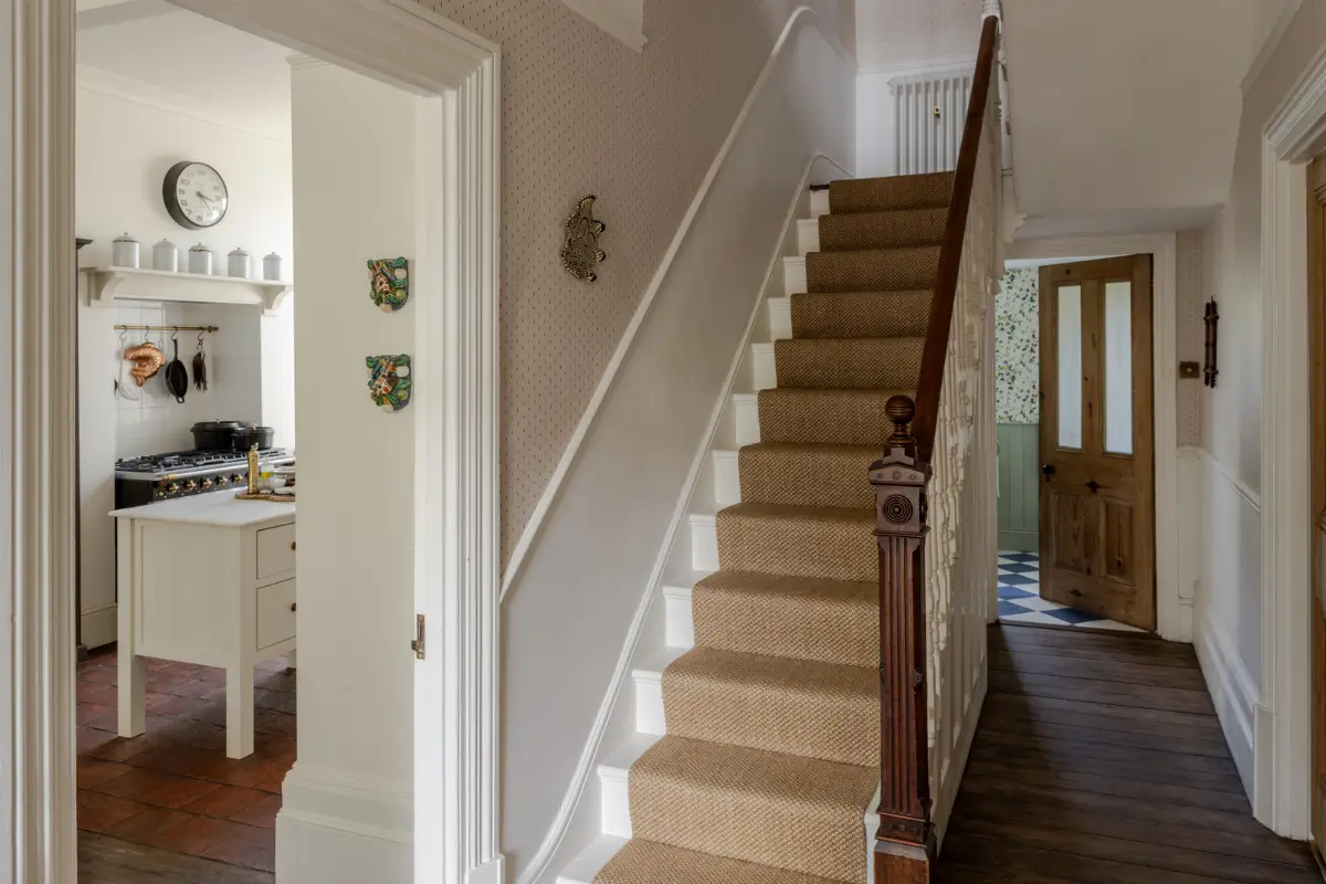 A Light Palette and Restored Elements in a Double-Fronted Victorian House 18 double-fronted-victorian-house-east-london-nordroom