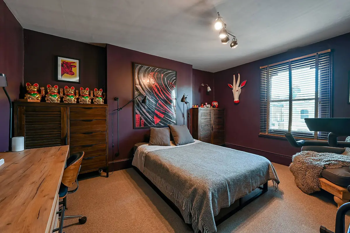 This West-London Period House Doesn't Shy Away from Dark Colors and It's Magnificent 24 dramatic-interiors-period-features-london-historic-home-nordroom
