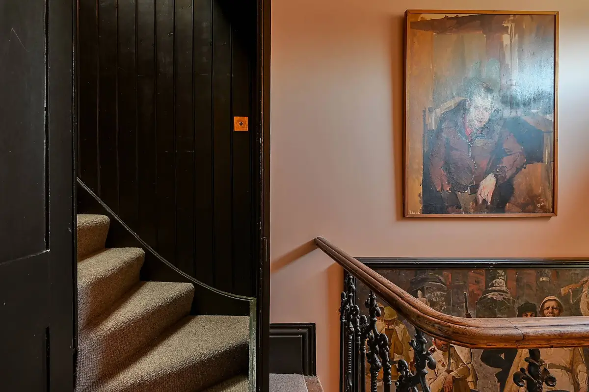 This West-London Period House Doesn't Shy Away from Dark Colors and It's Magnificent 28 dramatic-interiors-period-features-london-historic-home-nordroom
