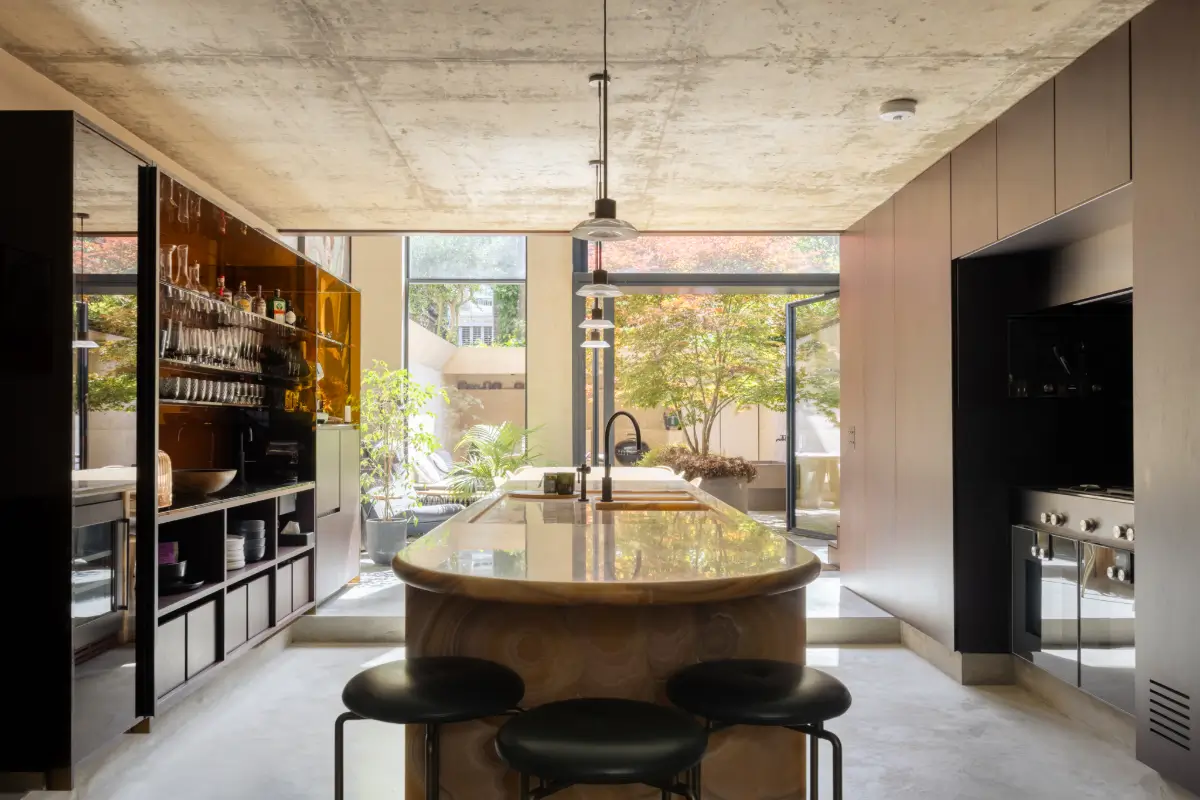 Grand Spaces Featuring Lush Velvet in a Reimagined Victorian Townhouse 7 islington-victorian-townhouse-modern-double-height-extension-nordroom