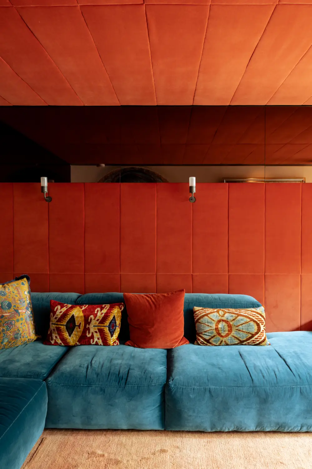 Grand Spaces Featuring Lush Velvet in a Reimagined Victorian Townhouse 4 islington-victorian-townhouse-modern-double-height-extension-nordroom