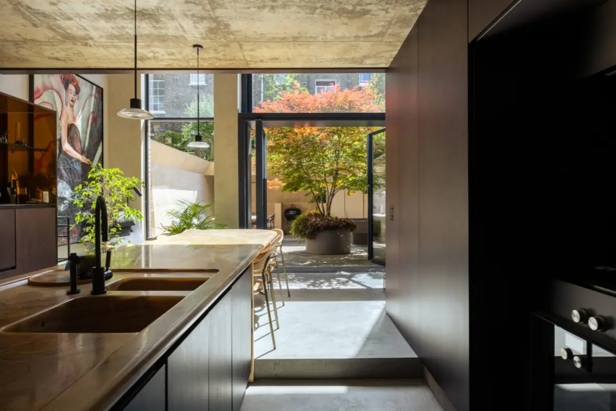 Grand Spaces Featuring Lush Velvet in a Reimagined Victorian Townhouse 13 islington victorian townhouse modern double height extension nordroom9 Grand Spaces Featuring Lush Velvet in a Reimagined Victorian Townhouse