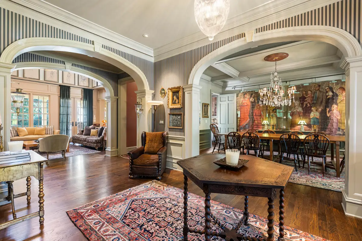 Josh Brolin's Storybook Georgia Estate with Interiors by Pierce & Ward is For Sale 3 josh-brolin-georgia-home-pierce-and-ward-interiors-nordroom