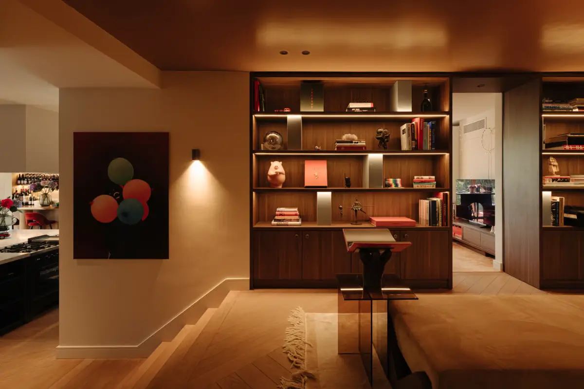 A Hidden Amsterdam Villa Designed for Art, Entertaining, and Everyday Family Living 10 luxurious-art-filled-modern-villa-amsterdam-nordroom