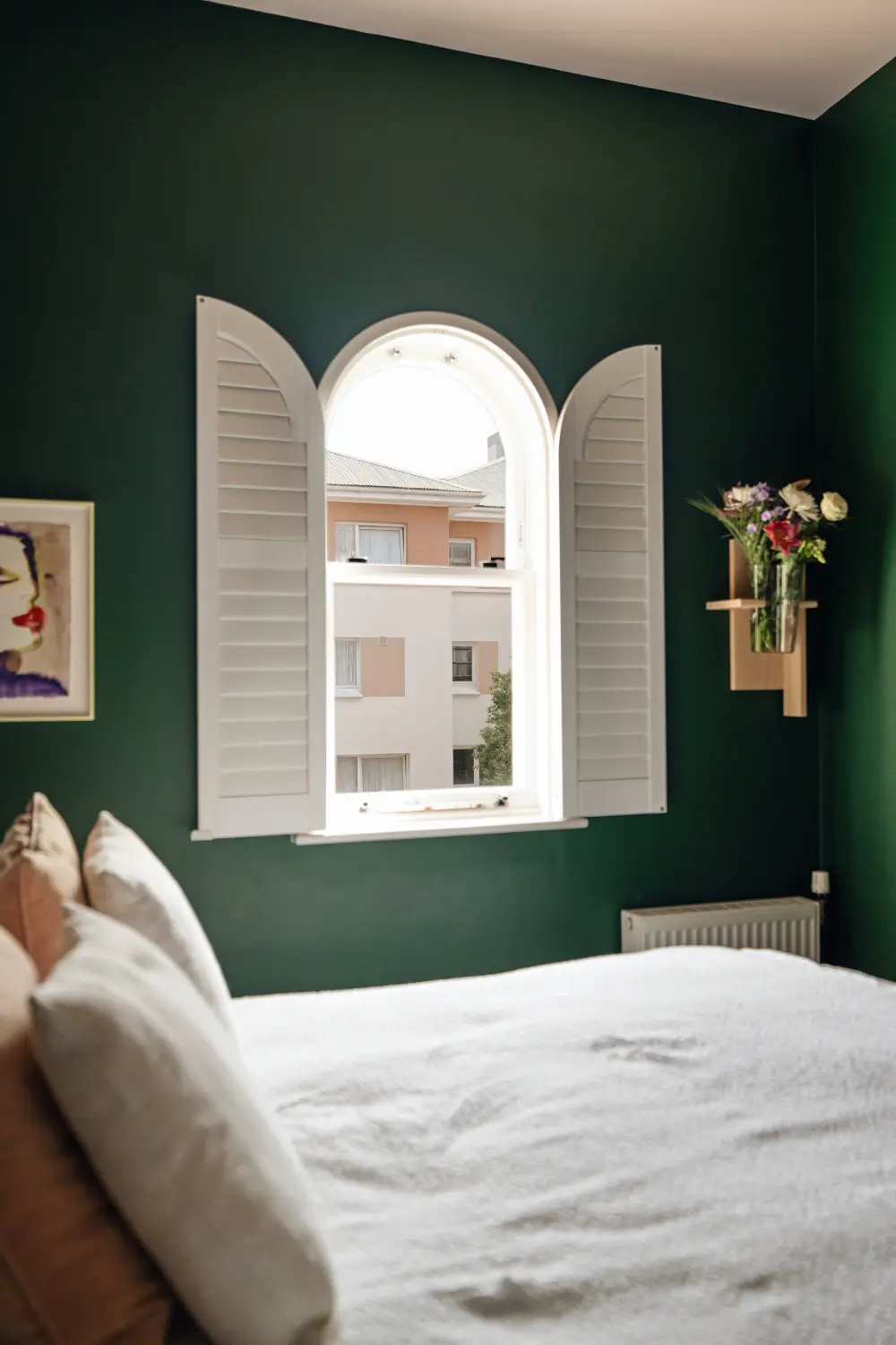 Pastel Tones and a Verdant Bedroom in a Light London Apartment 13 pastel-accents-deep-green-bedroom-modern-london-apartment