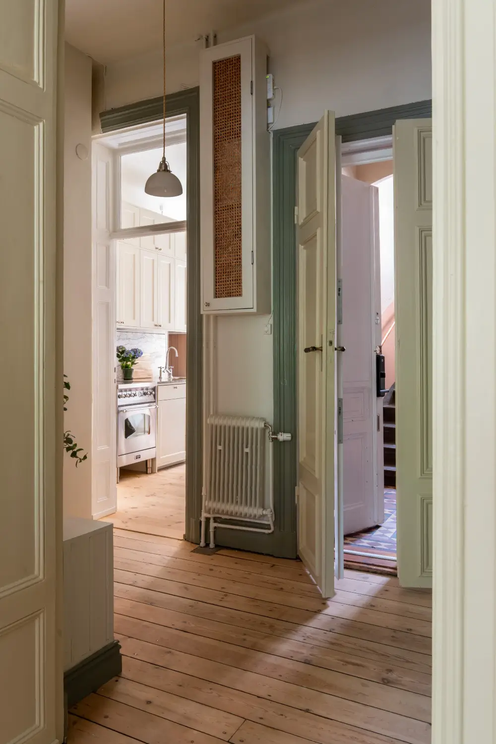 Period Features and Scandinavian Design Furniture in a Serene Stockholm Apartment 37 red-beige-green-tones-19th-century-apartment-stockholm-nordroom