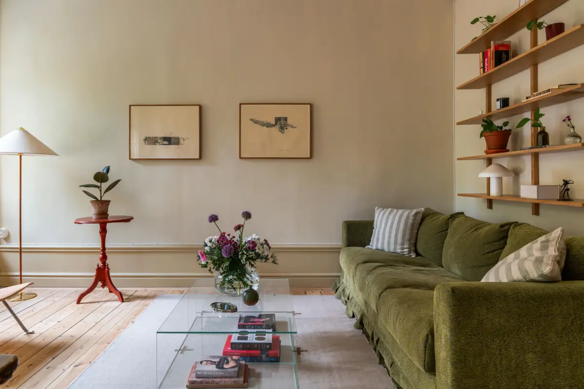 Period Features and Scandinavian Design Furniture in a Serene Stockholm Apartment 8 red-beige-green-tones-19th-century-apartment-stockholm-nordroom