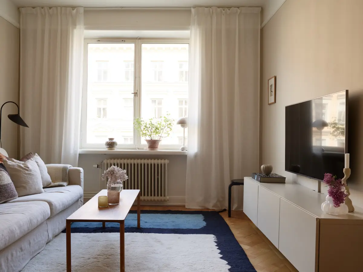 An Oak and Green Kitchen is the Heart of This Stockholm Apartment 7 renovated-stockholm-apartment-central-oak-kitchen-nordroom