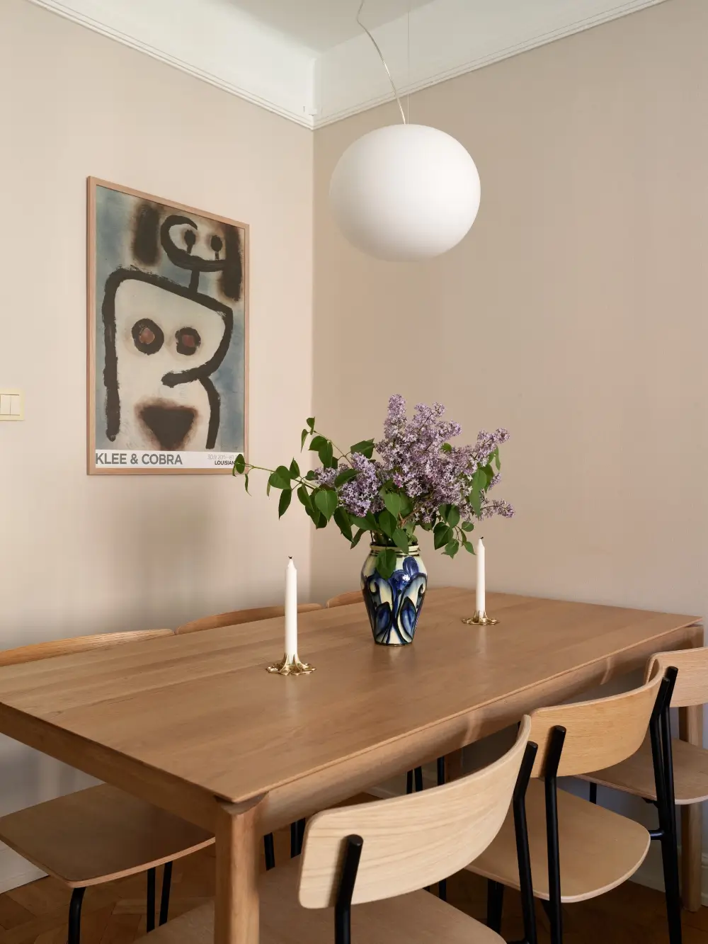 An Oak and Green Kitchen is the Heart of This Stockholm Apartment 10 renovated-stockholm-apartment-central-oak-kitchen-nordroom