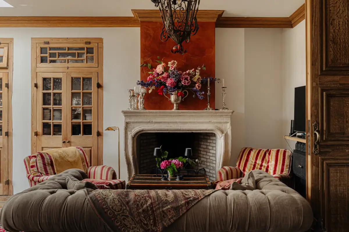 Living on the Amstel: Inside a Timeless Riverside Villa Near Amsterdam 7 rustic-country-style-interiors-riverside-villa-netherlands