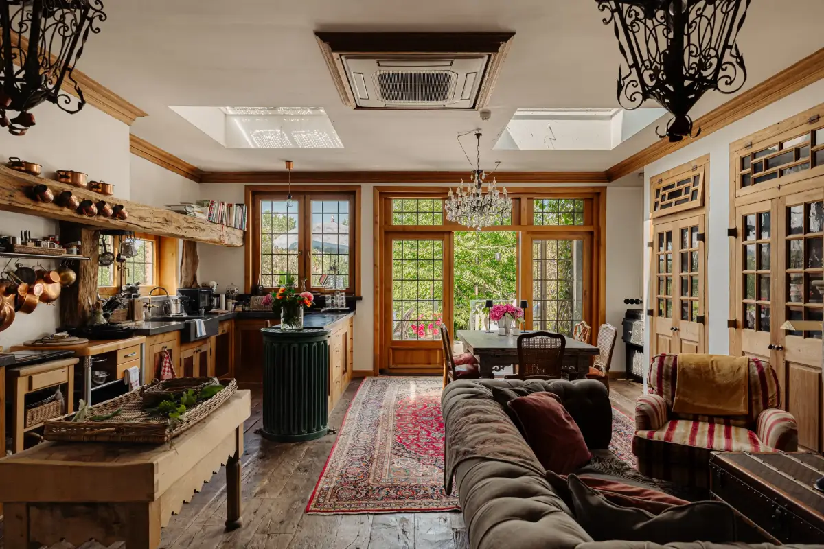 Living on the Amstel: Inside a Timeless Riverside Villa Near Amsterdam 5 rustic-country-style-interiors-riverside-villa-netherlands