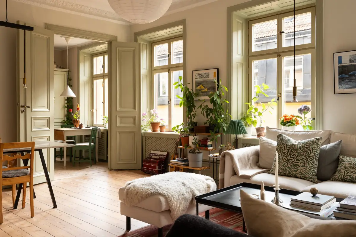 A Muted Green Palette and Period Features in Stockholm 2 sage-green-palette-late-19th-century-apartment-stockholm-nordroom
