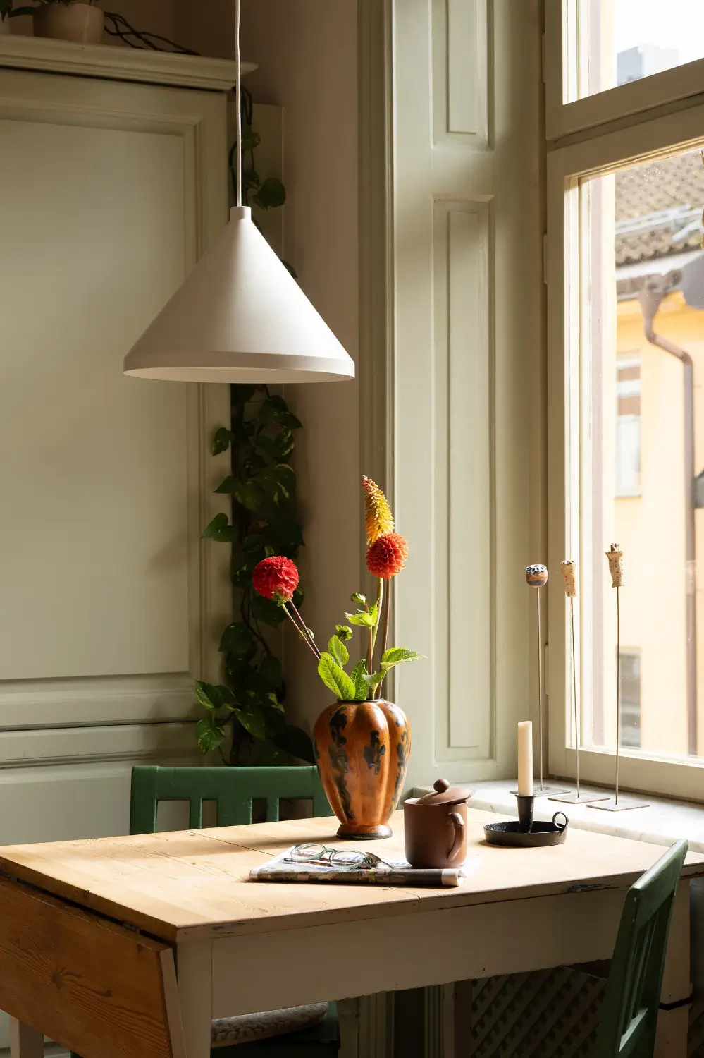 A Muted Green Palette and Period Features in Stockholm 23 sage-green-palette-late-19th-century-apartment-stockholm-nordroom