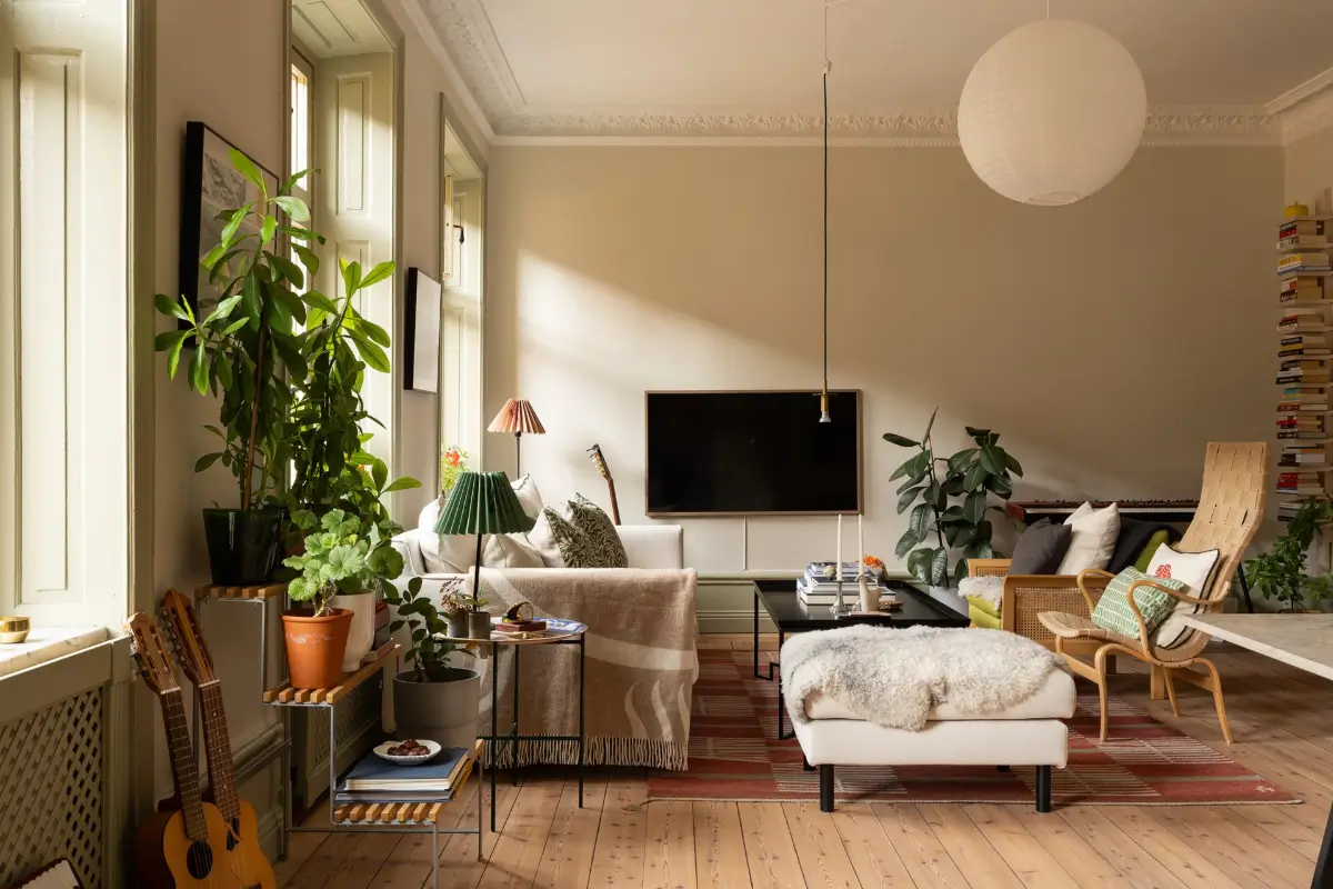 A Muted Green Palette and Period Features in Stockholm 1 sage-green-palette-late-19th-century-apartment-stockholm-nordroom