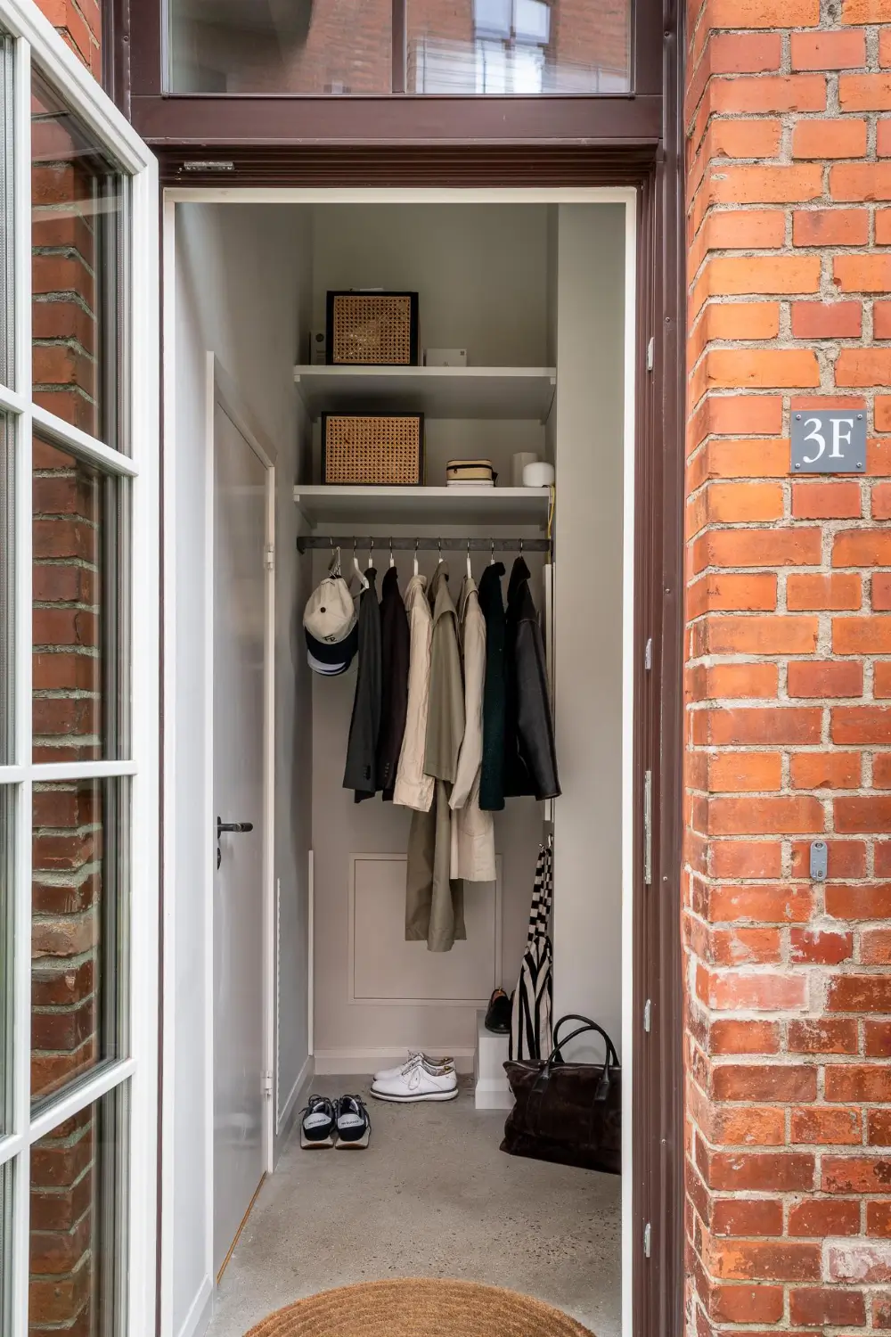 An Industrial Building in a Charming Courtyard is Turned into a Small Townhouse 4 small-loft-19th-century-indstrial-building-gothenburg-nordroom