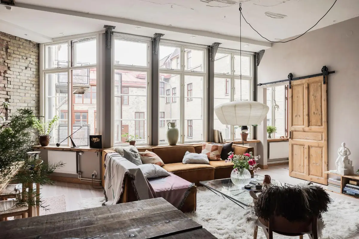 Industrial Character and an Open-Plan Living Space in a Unique Swedish Apartment 2 swedish-apartment-industrial-elements-nordroom