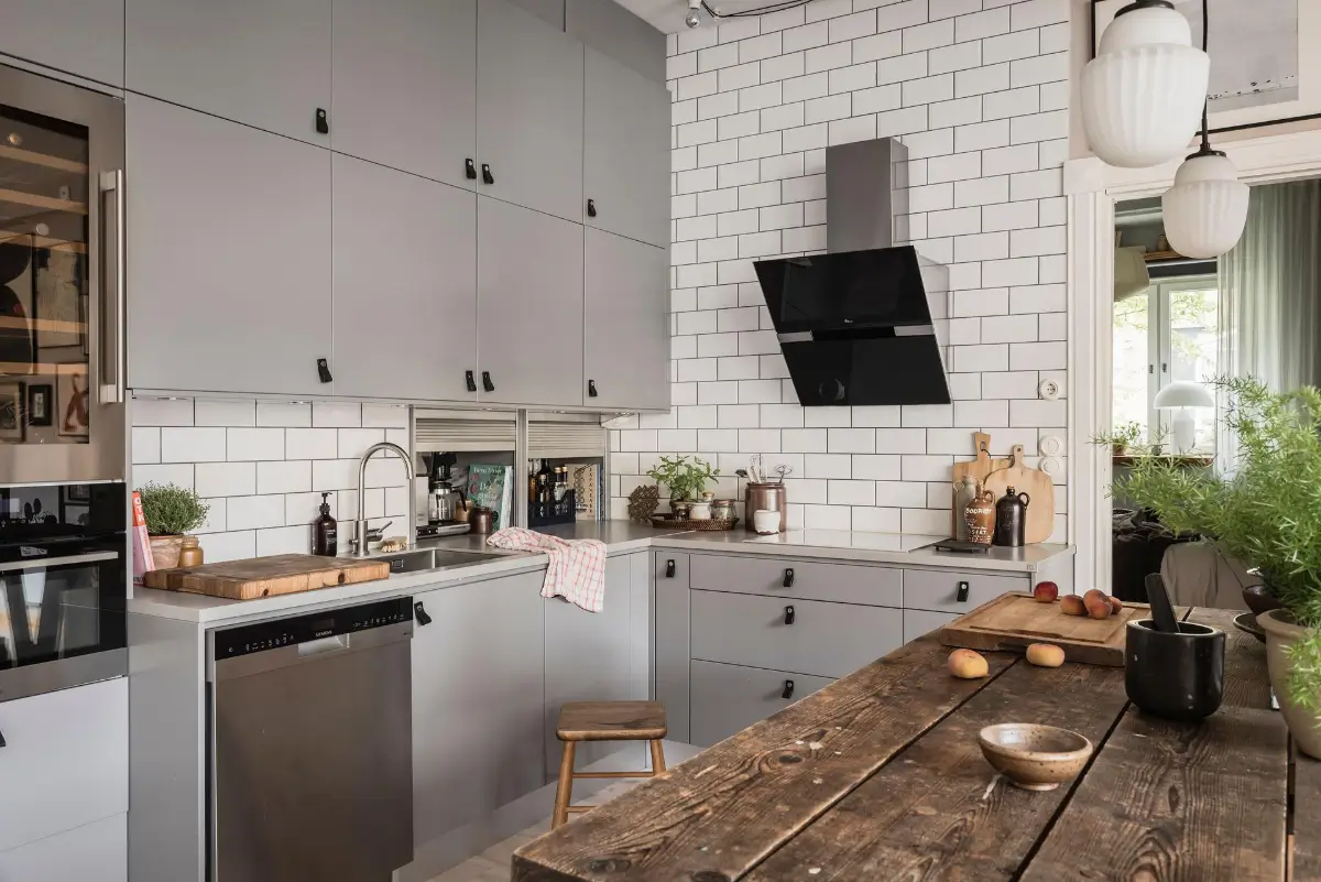 Industrial Character and an Open-Plan Living Space in a Unique Swedish Apartment 24 swedish-apartment-industrial-elements-nordroom