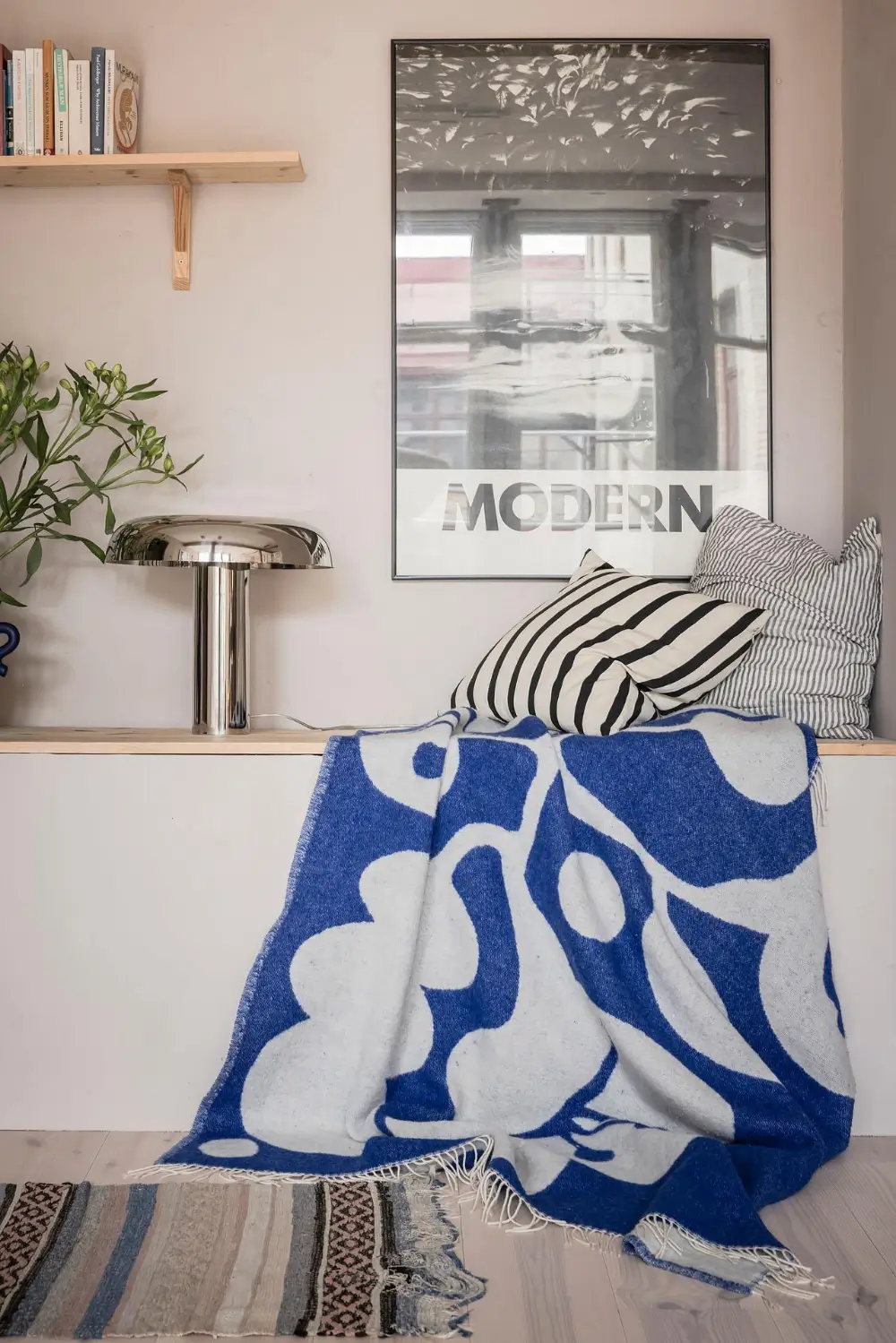 Industrial Character and an Open-Plan Living Space in a Unique Swedish Apartment 11 swedish-apartment-industrial-elements-nordroom