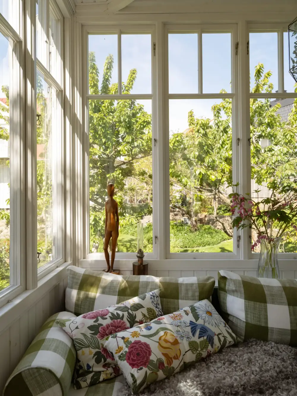 A Characteristic Early 20th-Century Swedish Villa with a Lush Garden 19 turn-of-the-century-villa-lush-garden-nordroom