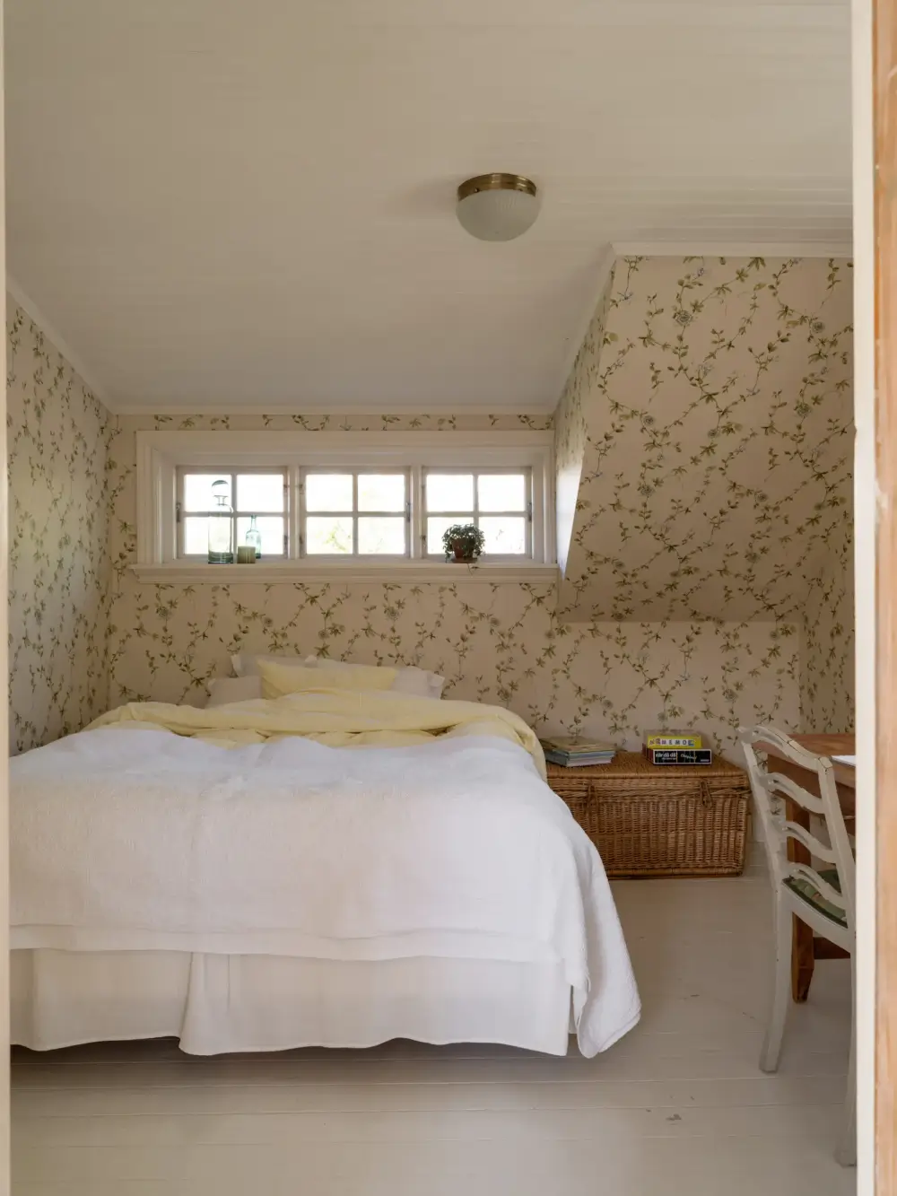 A Characteristic Early 20th-Century Swedish Villa with a Lush Garden 34 turn-of-the-century-villa-lush-garden-nordroom
