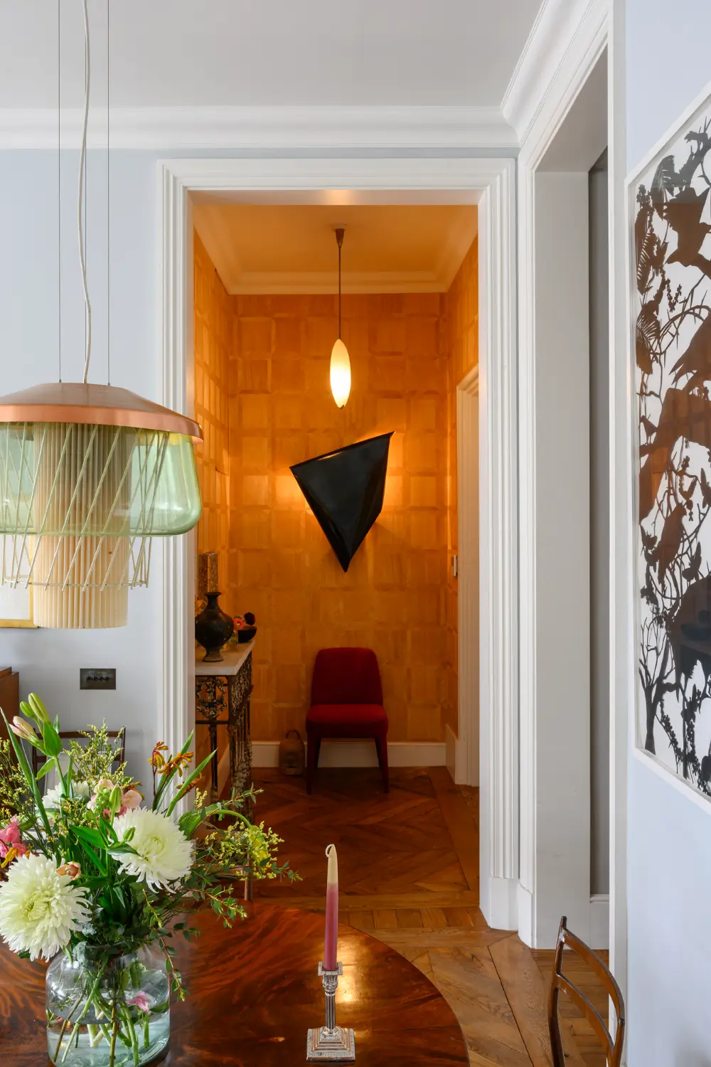 Inside a Thoughtfully Redesigned Two-Bedroom Victorian Apartment in South Kensington 14 unique-two-bedroom-south-kensington-apartment-nordroom