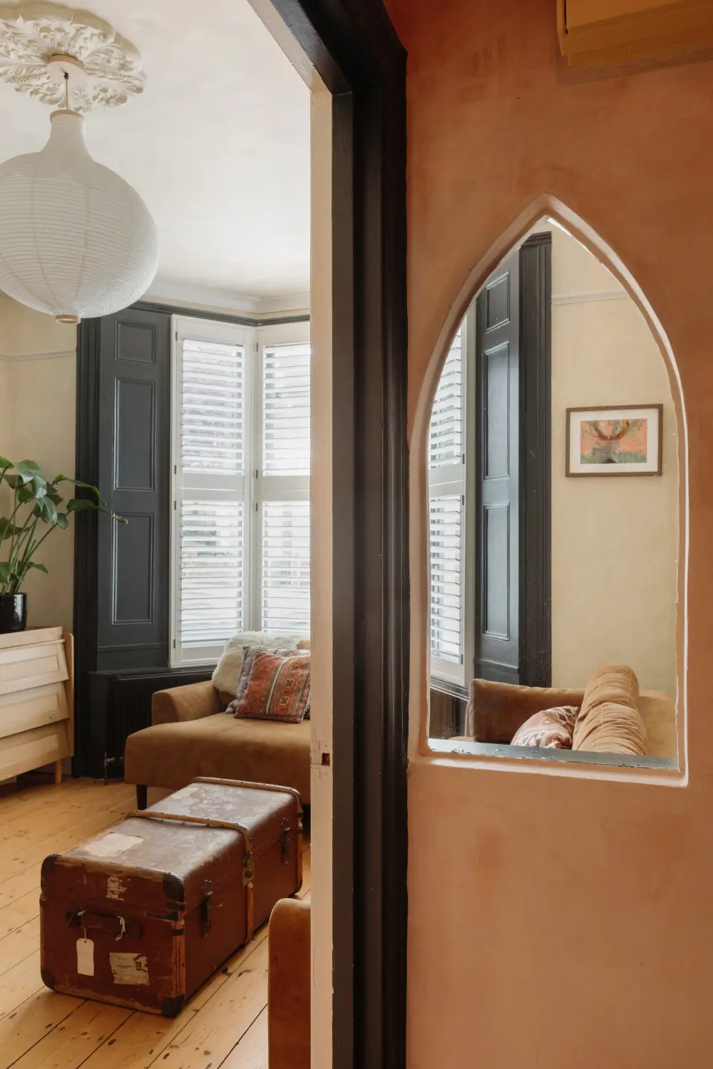 A Natural Palette and a Conservatory Extension Connect the Interiors with the Outdoors 11 victorian-garden-apartment-london-nordroom