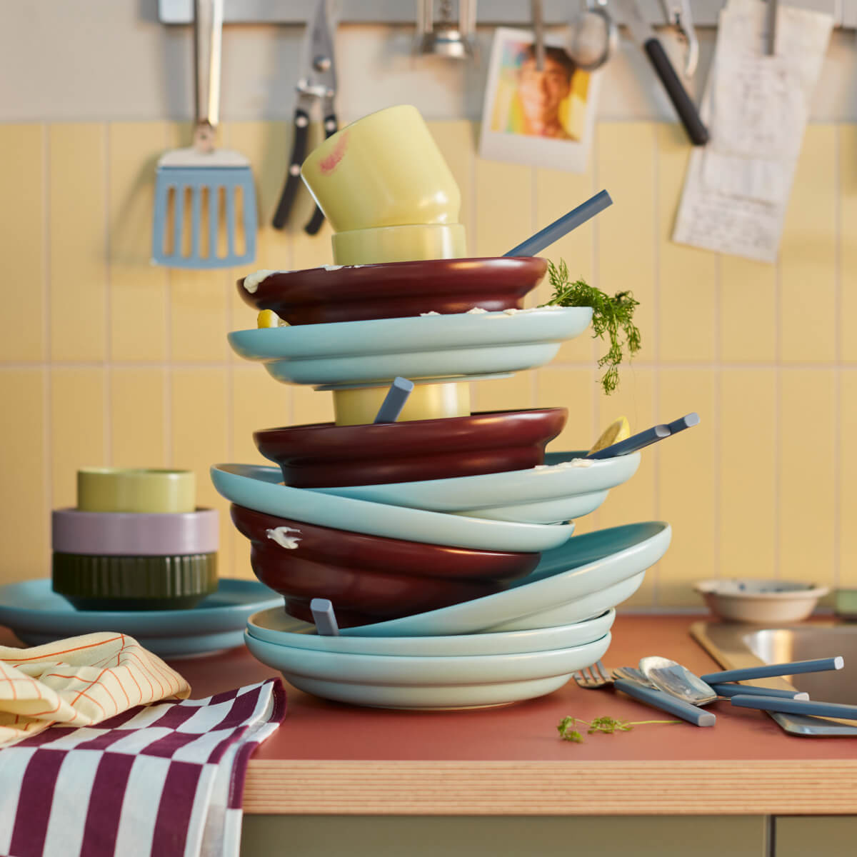 New IKEA Collection July 2026: Colorful Patterns and Multifunctional Products 6 IKEA-SPJUTLILJA-plates-new-products-july-2026-nordroom