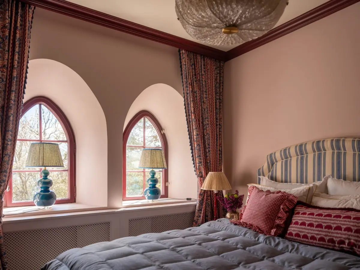 English Cottage-Style Interiors in a Converted Stockholm Water Tower 30 colorful-english-cottage-style-interiors-converted-water-tower-sweden-nordroom
