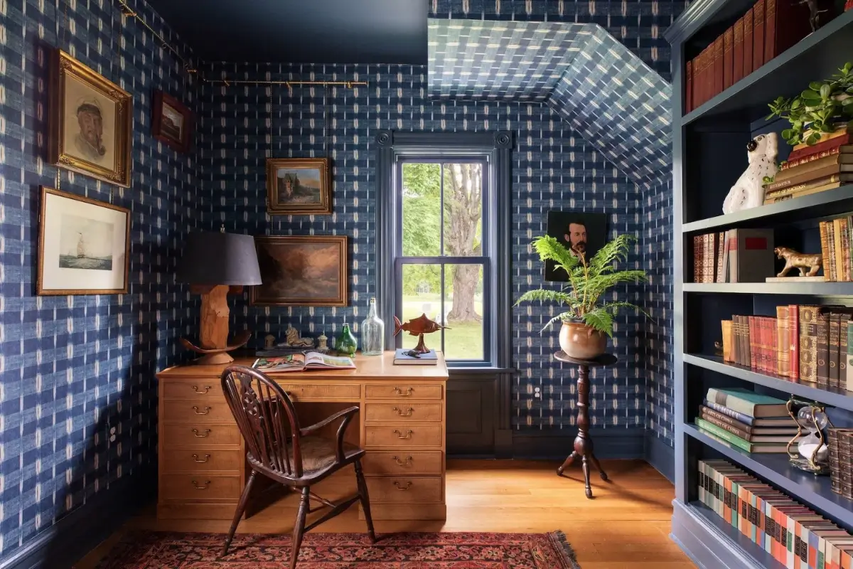 Colorful Interiors in a Beautiful 200-Year-Old Hudson River Estate 8 colorful-interiors-200-year-old-hudson-river-estate-nordroom