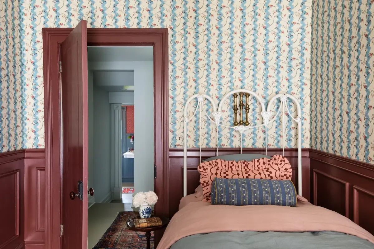 Colorful Interiors in a Beautiful 200-Year-Old Hudson River Estate 39 colorful-interiors-200-year-old-hudson-river-estate-nordroom