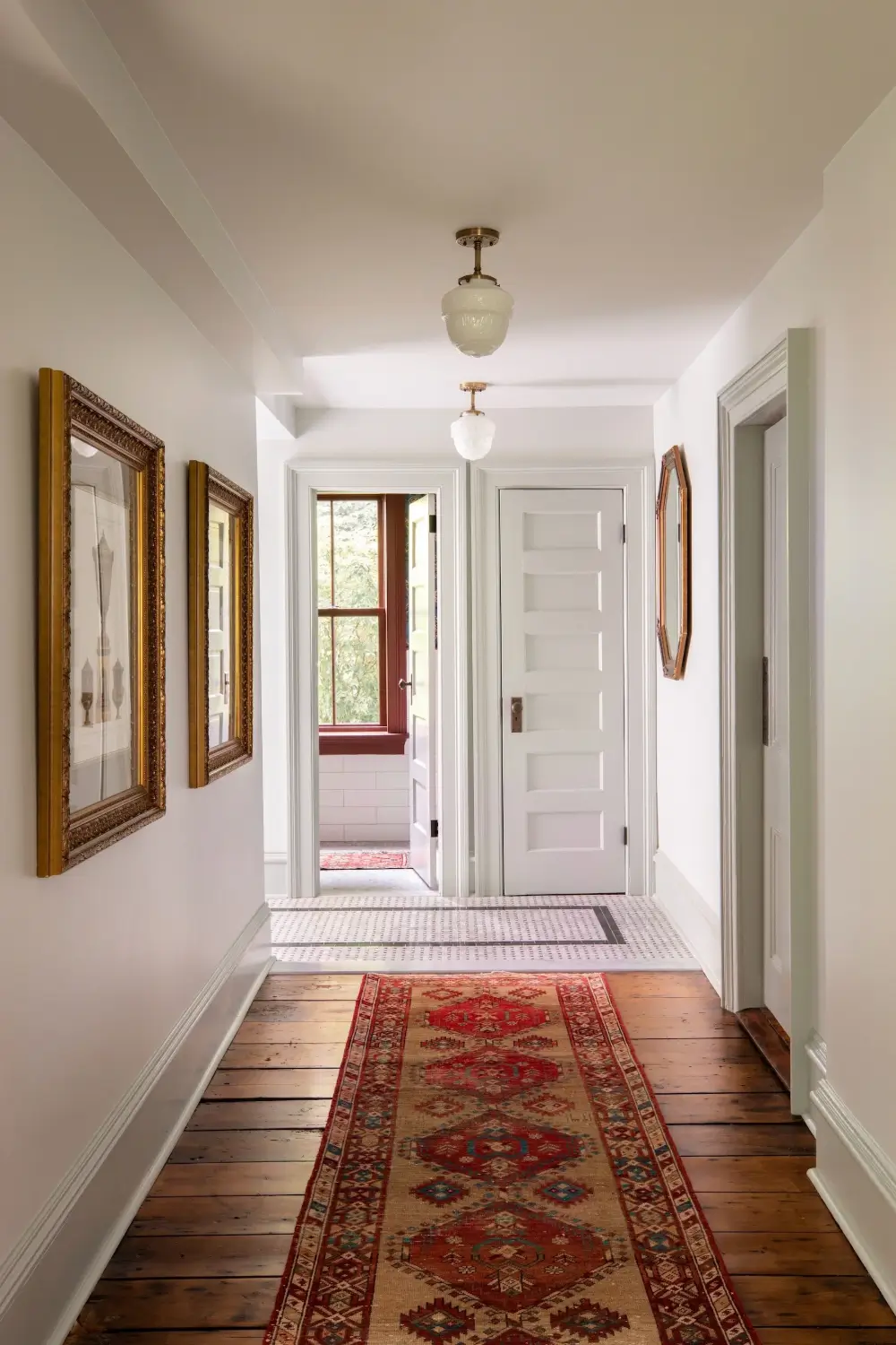 Colorful Interiors in a Beautiful 200-Year-Old Hudson River Estate 42 colorful-interiors-200-year-old-hudson-river-estate-nordroom