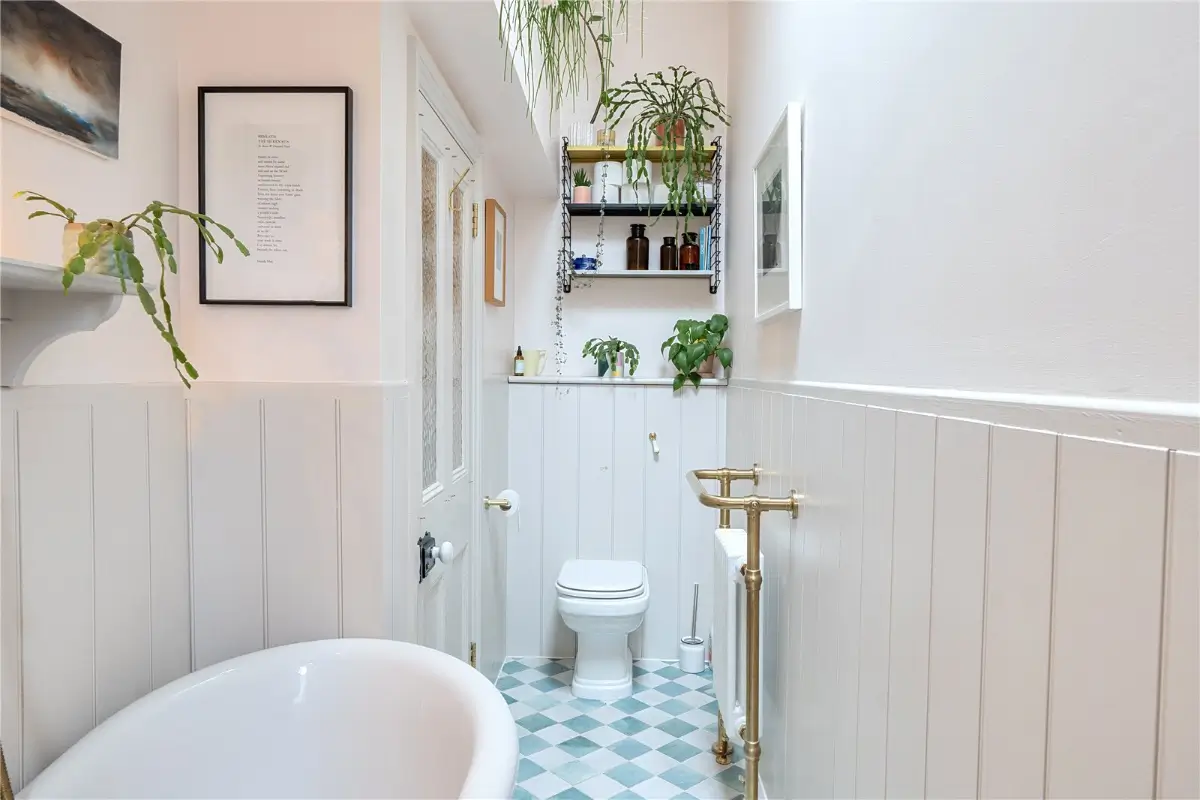 A Victorian Family Home with a Striking Green Extension 20 extended-victorian-house-london