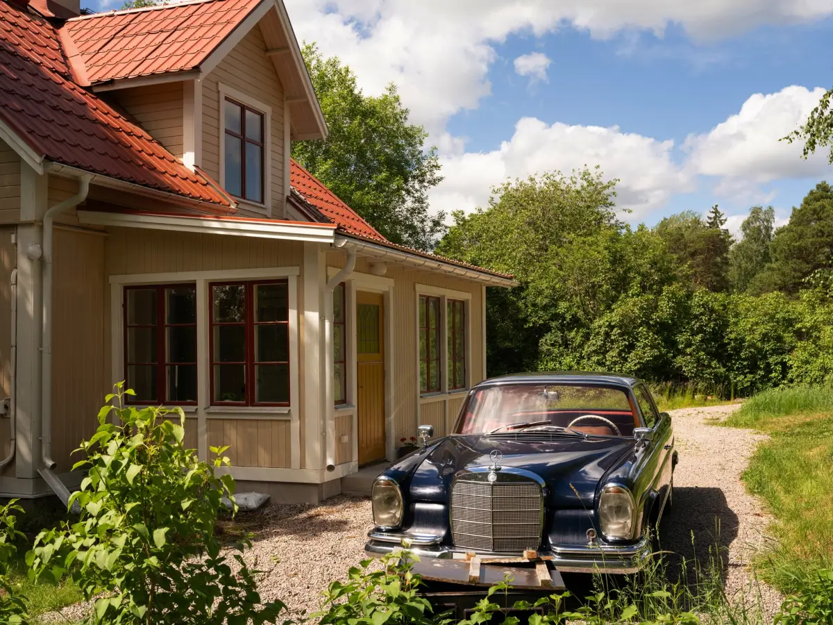 A Cozy Swedish Country House Renovated in a Classic Turn-of-the-Century Style 48 historic-character-1920s-house-near-stockholm-nordroom