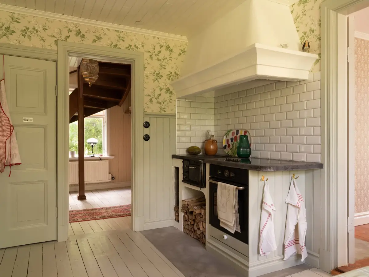 A Cozy Swedish Country House Renovated in a Classic Turn-of-the-Century Style 24 historic-character-1920s-house-near-stockholm-nordroom
