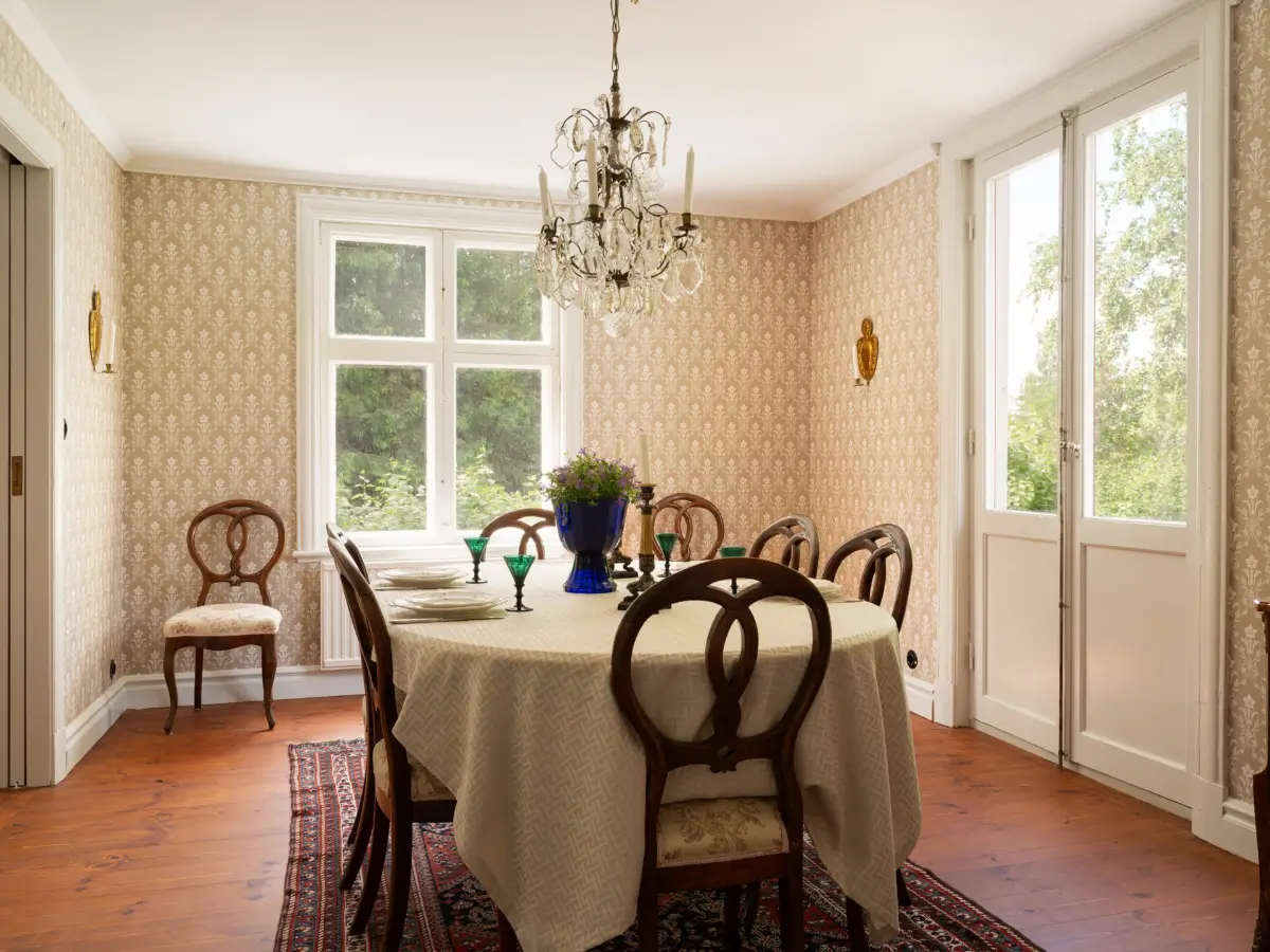 A Cozy Swedish Country House Renovated in a Classic Turn-of-the-Century Style 15 historic-character-1920s-house-near-stockholm-nordroom