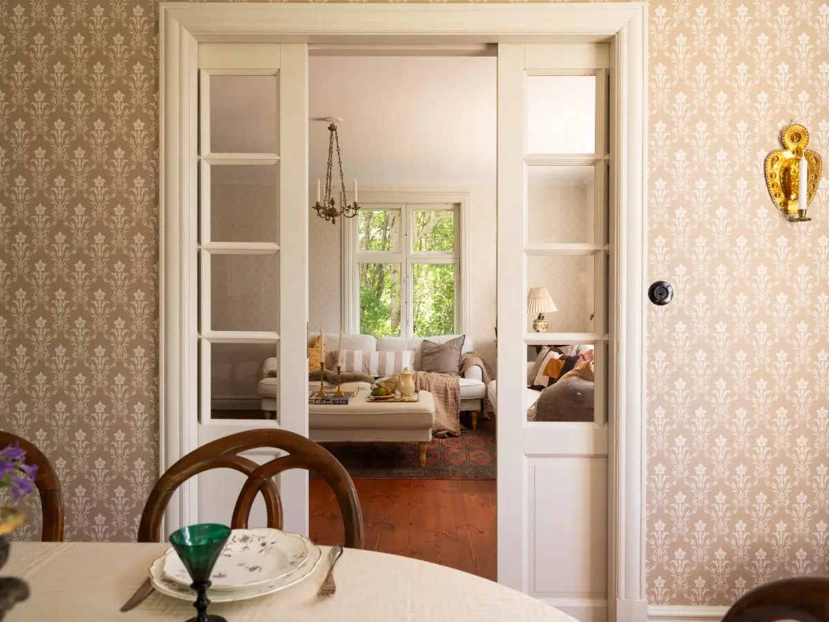 A Cozy Swedish Country House Renovated in a Classic Turn-of-the-Century Style 13 historic-character-1920s-house-near-stockholm-nordroom