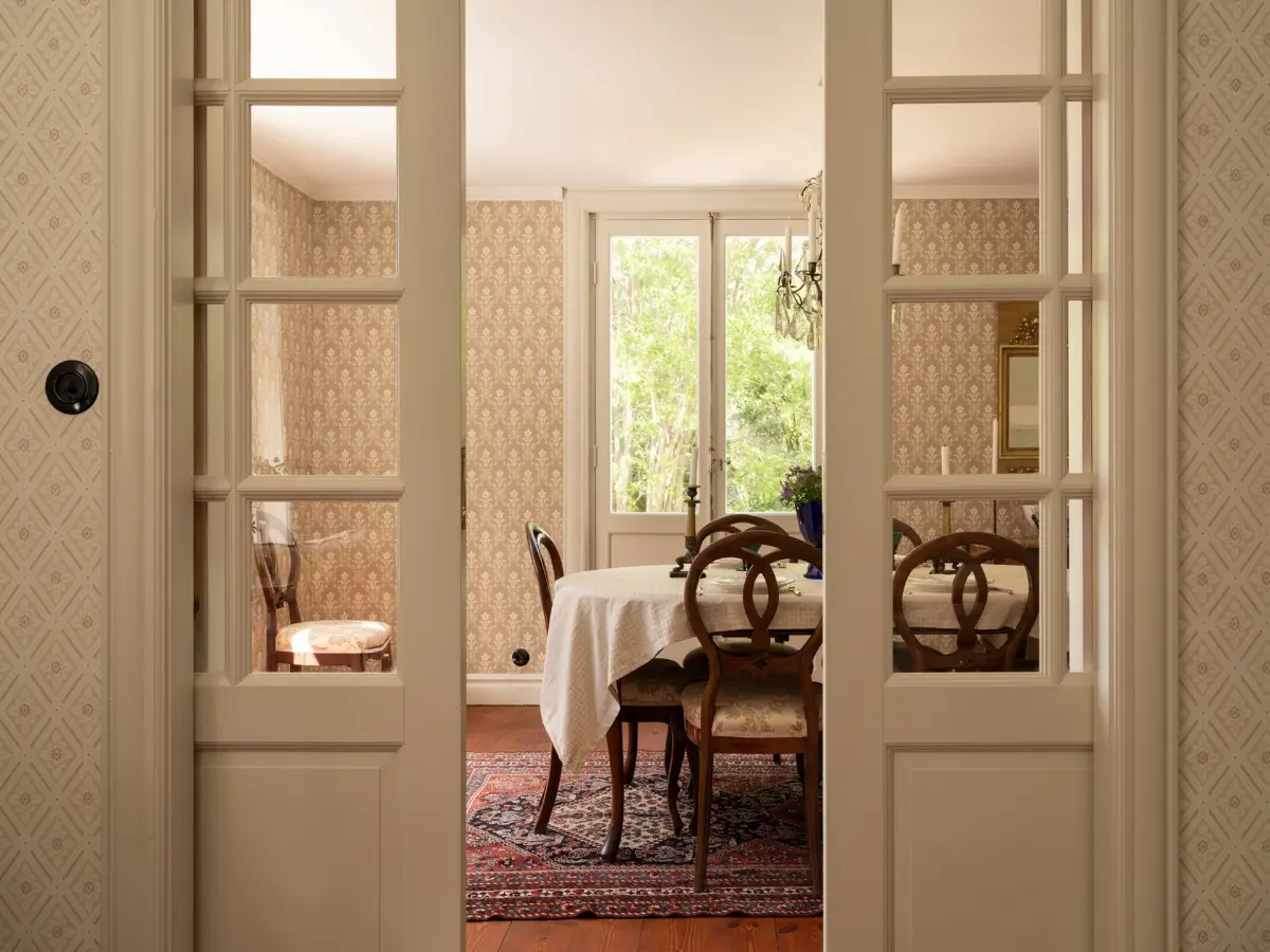 A Cozy Swedish Country House Renovated in a Classic Turn-of-the-Century Style 12 historic-character-1920s-house-near-stockholm-nordroom