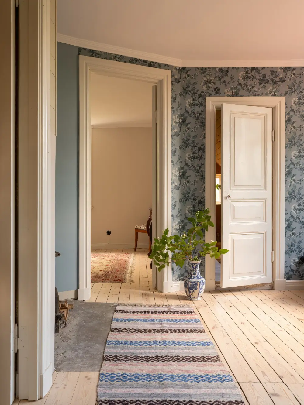 A Cozy Swedish Country House Renovated in a Classic Turn-of-the-Century Style 33 historic-character-1920s-house-near-stockholm-nordroom