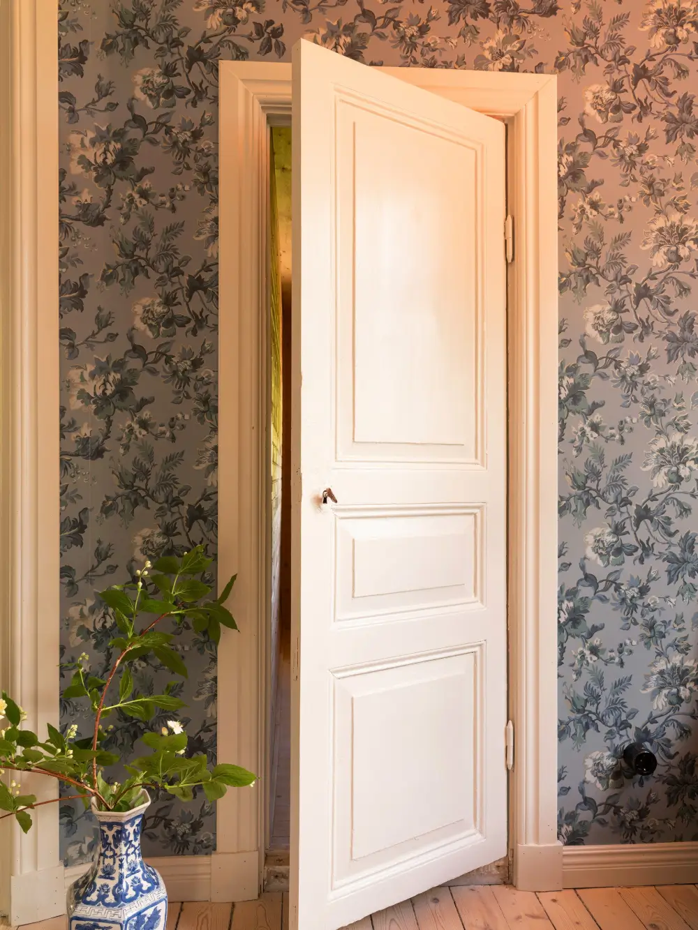 A Cozy Swedish Country House Renovated in a Classic Turn-of-the-Century Style 41 historic-character-1920s-house-near-stockholm-nordroom