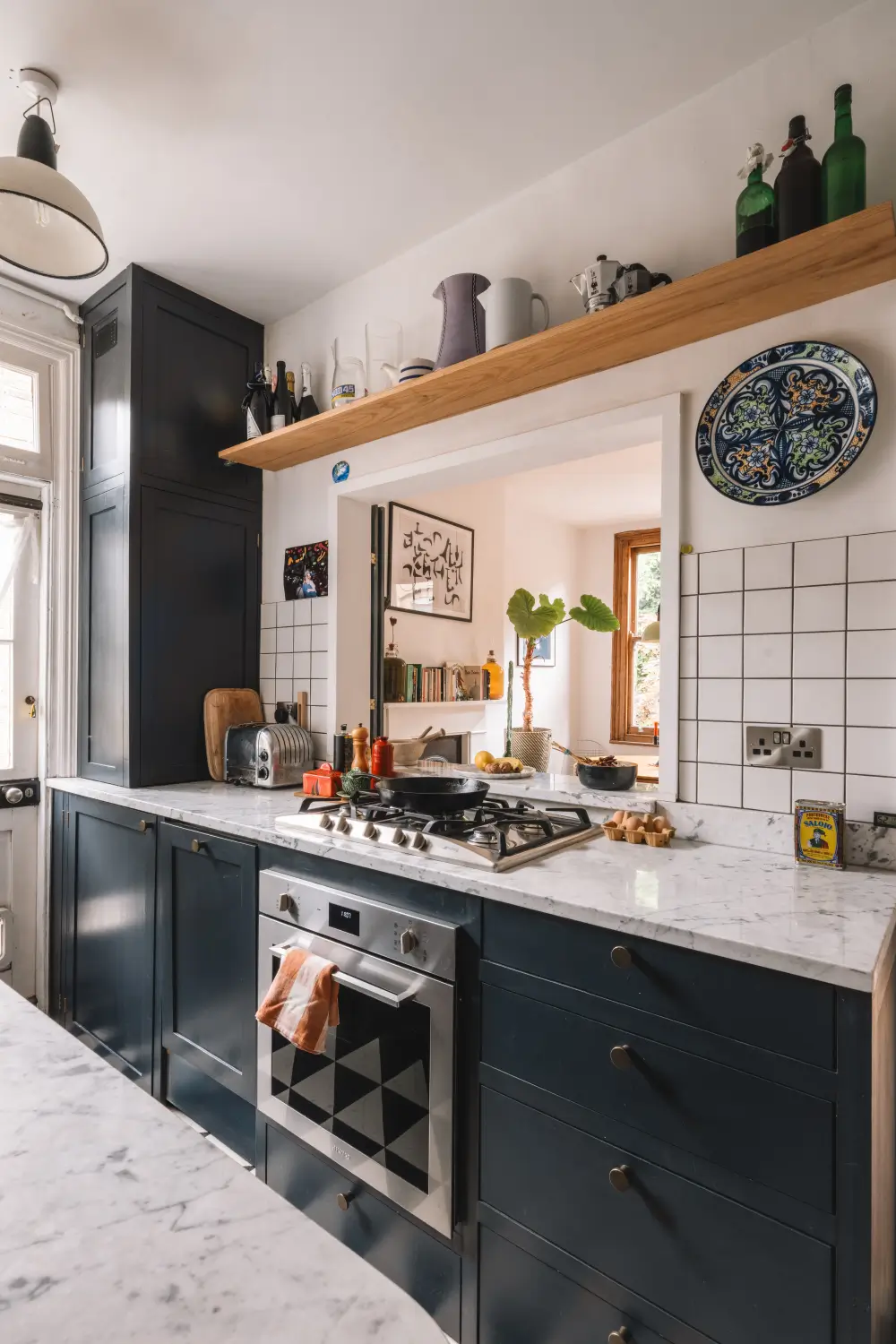 Patinated Floorboards and Light Spaces in an East London Edwardian Apartment 11 historic-character-edwardian-apartment-london-nordroom