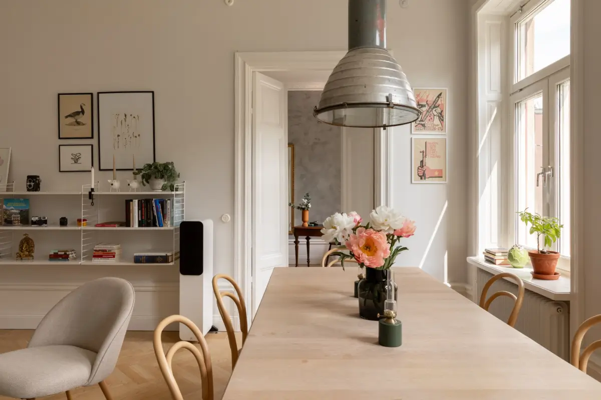 A Kitchen with William Morris Wallpaper in a Light Early 20th-Century Apartment 10 kitchen-william-morris-wallpaper-turn-of-the-century-apartment-nordroom