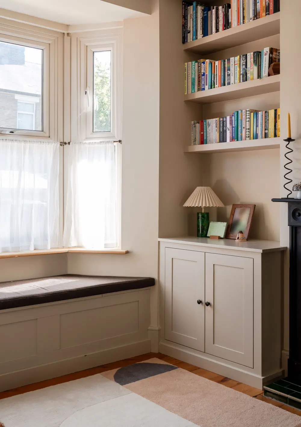 A Warm Family Home with a Light-Filled Kitchen Extension with Terracotta Tiles 4 light-filled-cozy-kitchen-extension-victorian-family-home-london