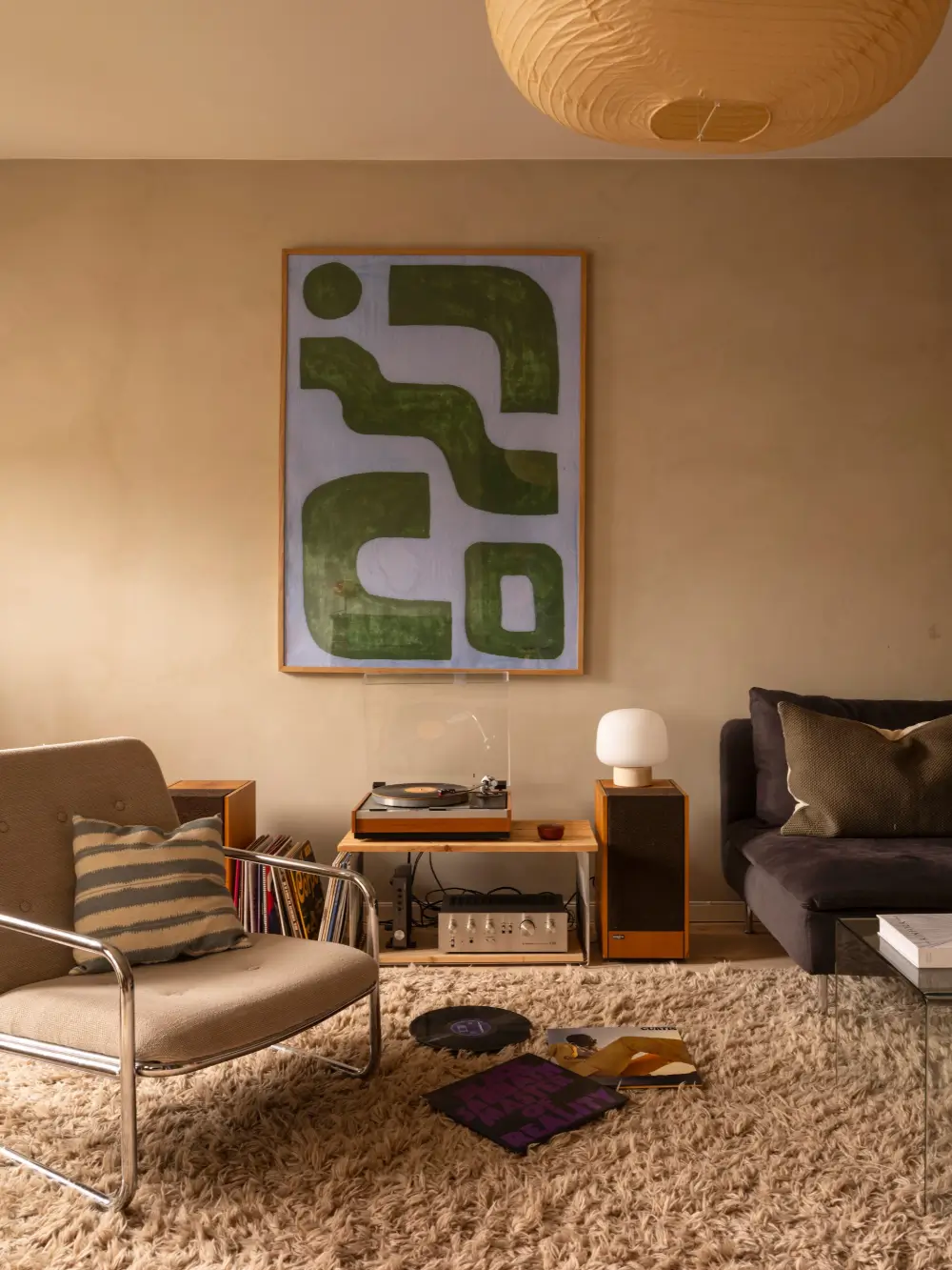 Earthy Colors and Midcentury Design in a Stockholm Apartment 2 muted-palette-1950s-apartment-stockholm-nordroom