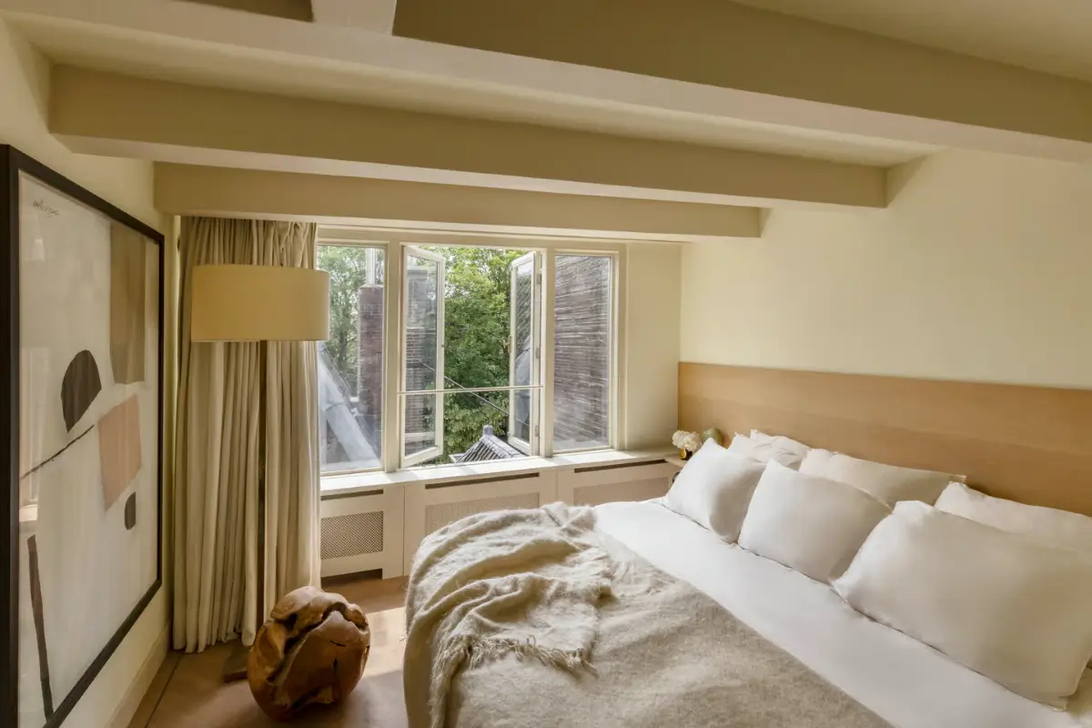 A Narrow Amsterdam Canal House with Warm, Luxurious Interiors and a Hidden Roof Terrace 28 narrow-17th-century-amsterdam-canal-house-family-home-nordroom